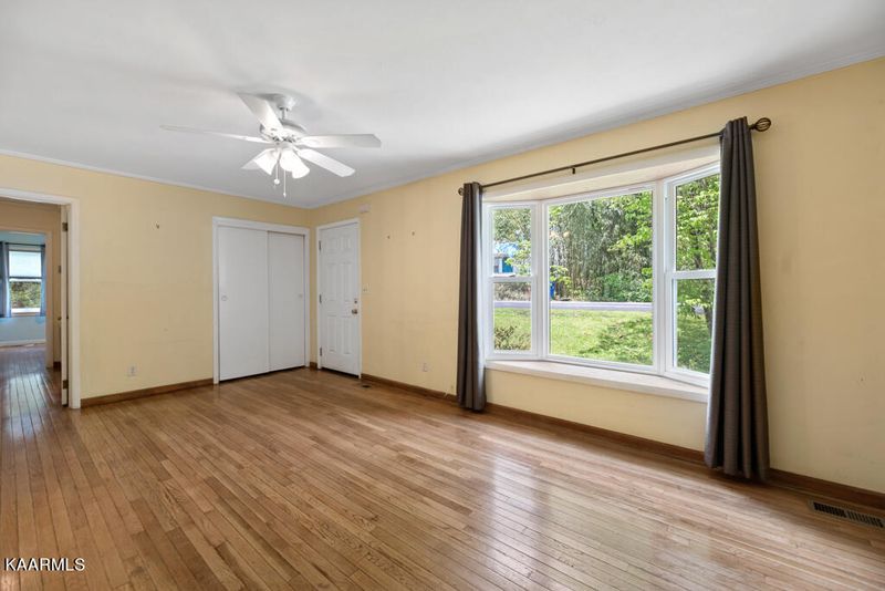 107 Rand Cir, Oak Ridge, TN 37830