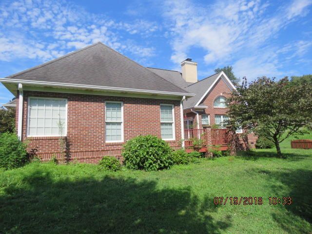 107 Rutherford Ct, Clinton, TN 37716