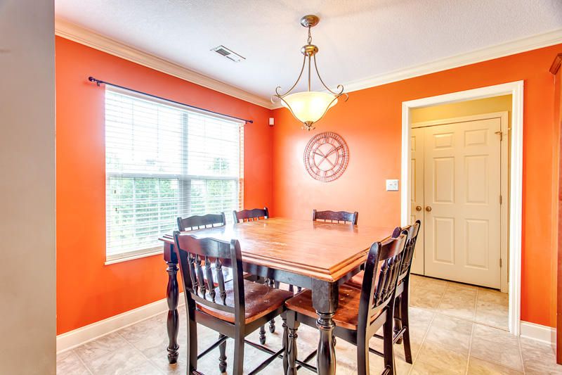 107 Stone Bluff Ct, Knoxville, TN 37924