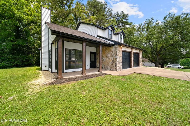 107 Tiffany Pl, Oak Ridge, TN 37830