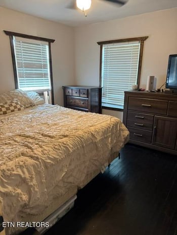 107 Trenton St, Harriman, TN 37748