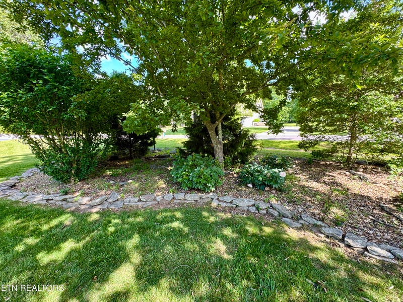 107 Walden Ridge Dr, Crossville, TN 38558