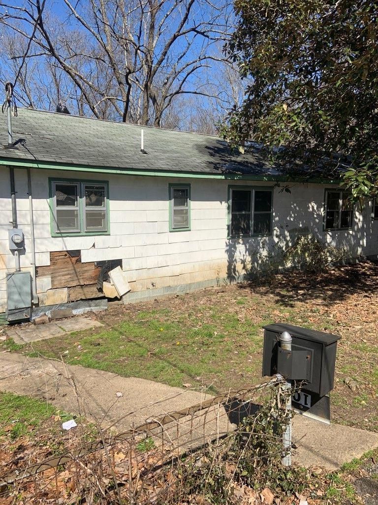 107 Walpole Ln, Oak Ridge, TN 37830