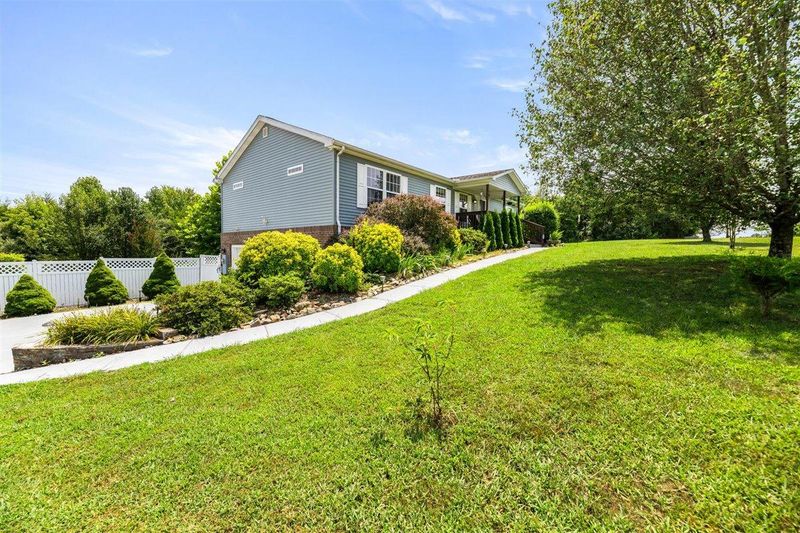 107 Wapiti Ln, Loudon, TN 37774