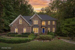 107 Wesley Ln, Oak Ridge, TN 37830