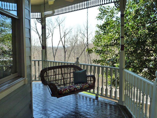 107 Westview Ln, Oak Ridge, TN 37830