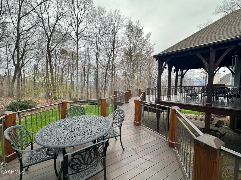 107 William Ln, Oak Ridge, TN 37830