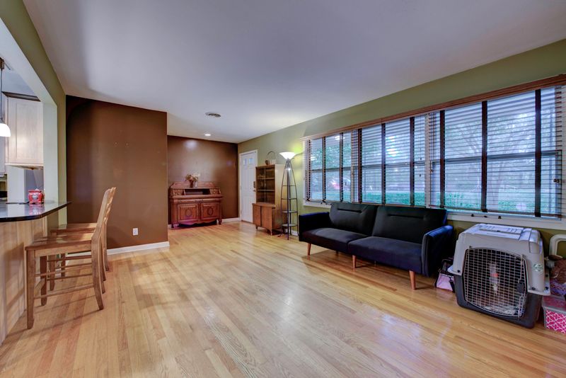 107 Willow Ln, Oak Ridge, TN 37830