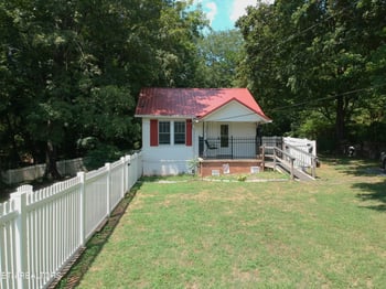10719 Lake Ridge Dr, Knoxville, TN 37934