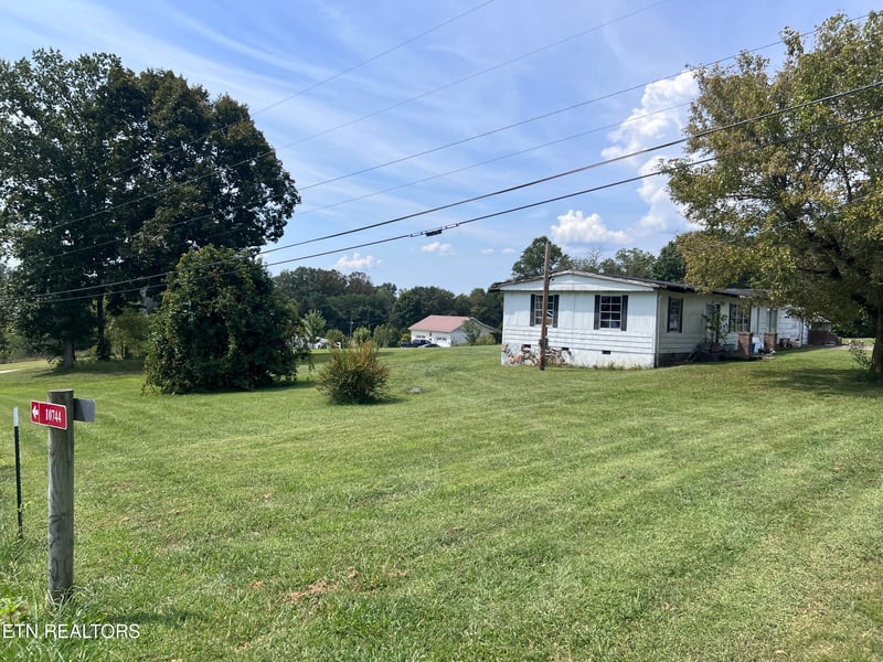 10728 Mountain Rd, Luttrell, TN 37779