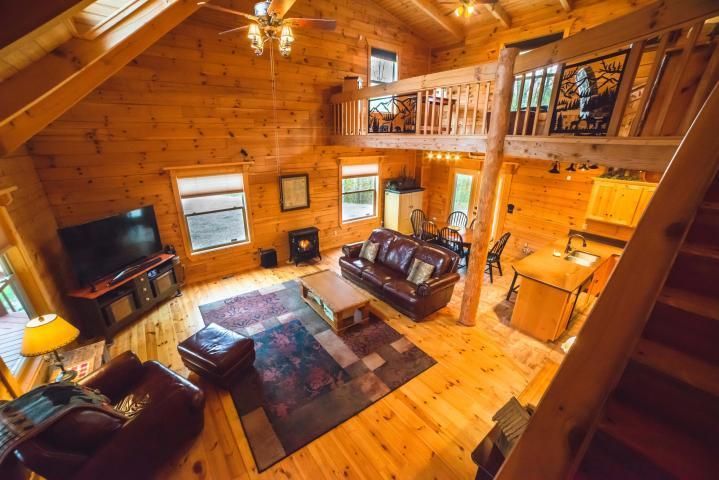 1073 Smithfield Rd, Tellico Plains, TN 37385