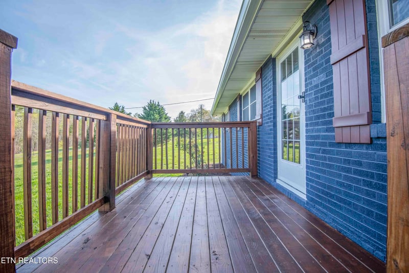 10732 Richland Rd, Mascot, TN 37806
