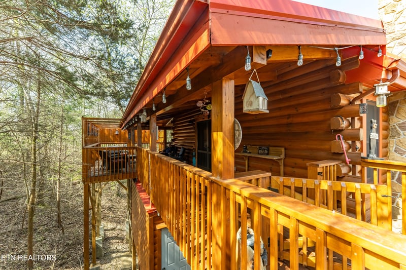 1074 Willard Way, Sevierville, TN 37876