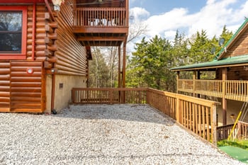 1074 Willard Way, Sevierville, TN 37876