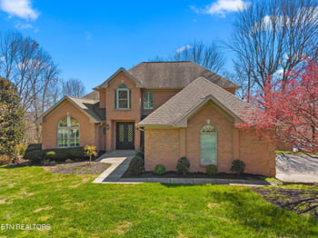 1075 St Ives Ct, Morristown, TN 37814