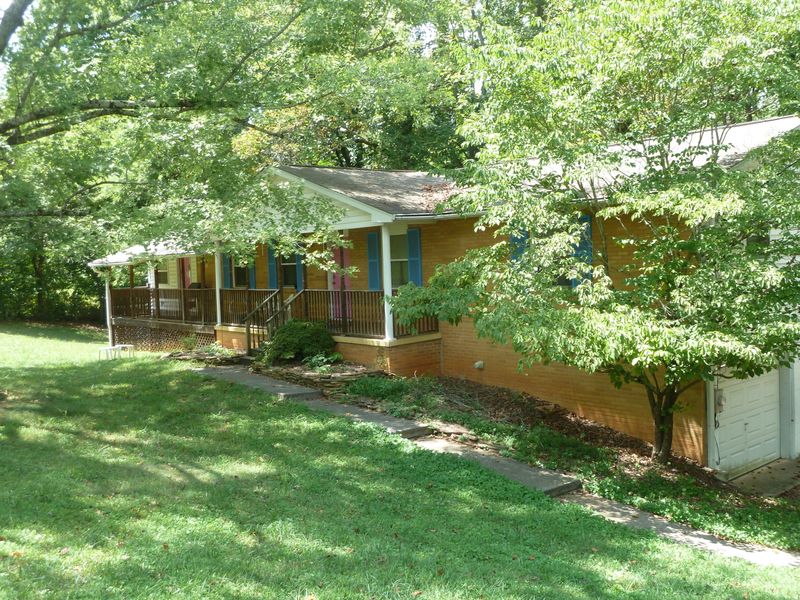 10765 Mercury Dr, Knoxville, TN 37932