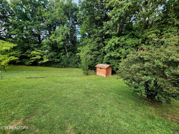1078 Cove Ln, Oliver Springs, TN 37840