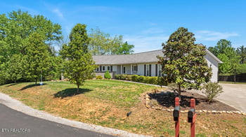 108 Chahyga Way, Loudon, TN 37774