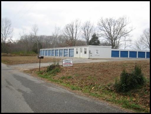 108 Community Dr, Madisonville, TN 37354