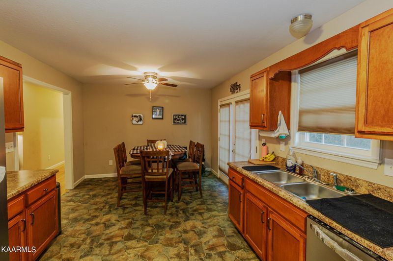 108 County Road 605, Athens, TN 37303