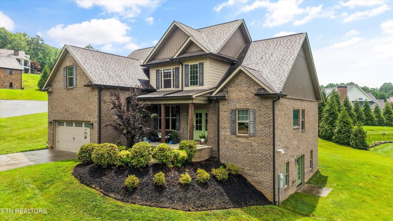 108 Creek View Ct, Oak Ridge, TN 37830