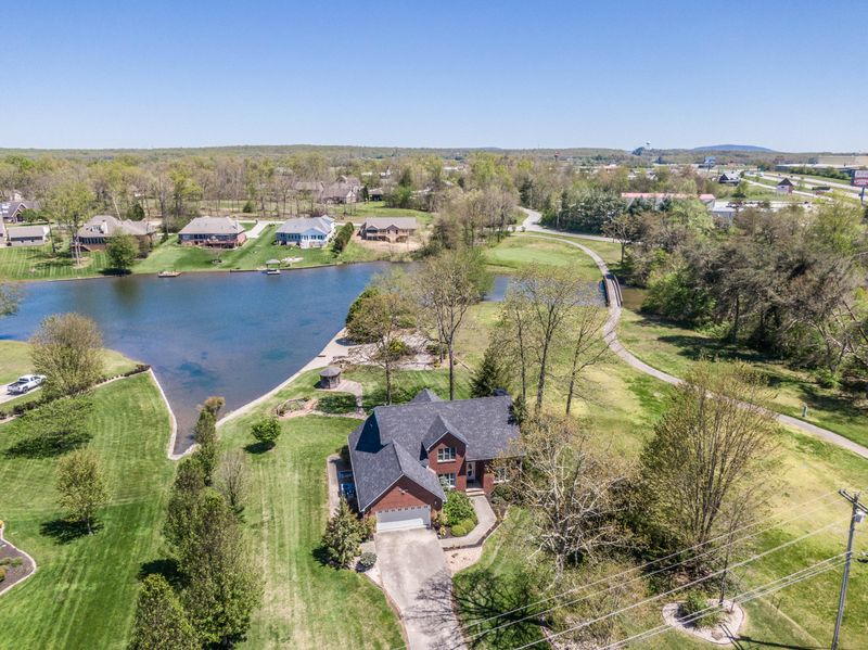 108 Deer Creek Dr, Crossville, TN 38571