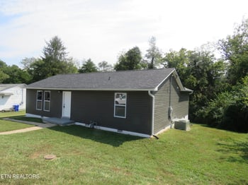 108 E Arrowwood Rd, Oak Ridge, TN 37830