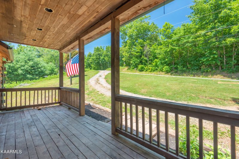 108 Gregory Ln, Maynardville, TN 37807