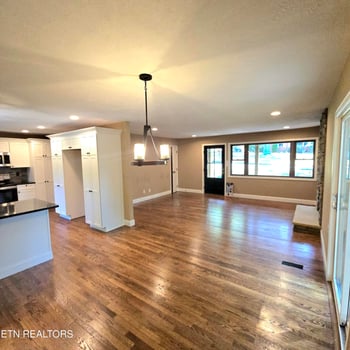 108 Hickory Dr, Maryville, TN 37804