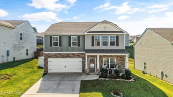 108 Laine Dr, Lenoir City, TN 37771