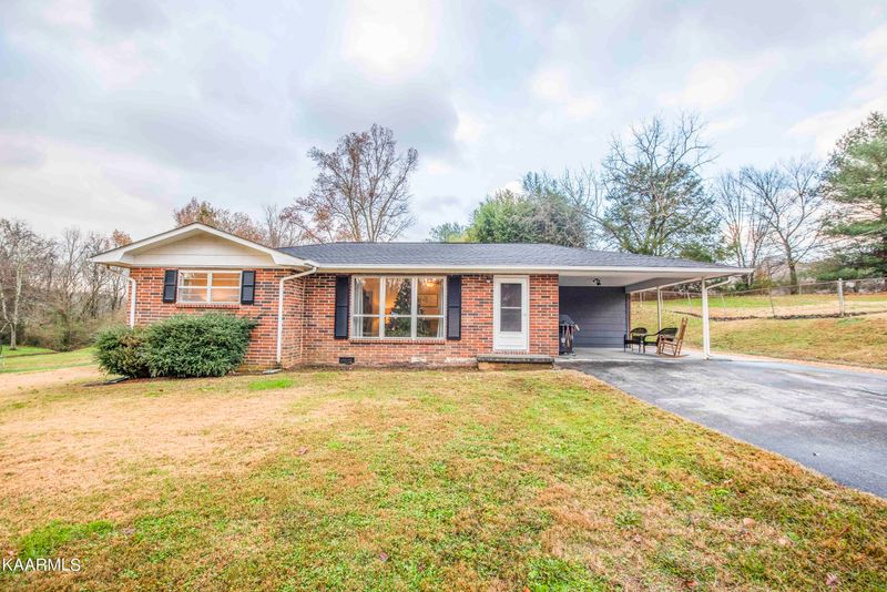 108 Michael Dunn Dr, Rockwood, TN 37854
