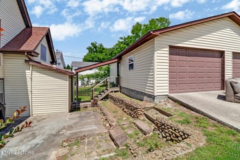 108 N Kingston Ave, Rockwood, TN 37854