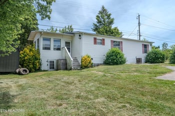 108 N Knob Creek Rd, Seymour, TN 37865