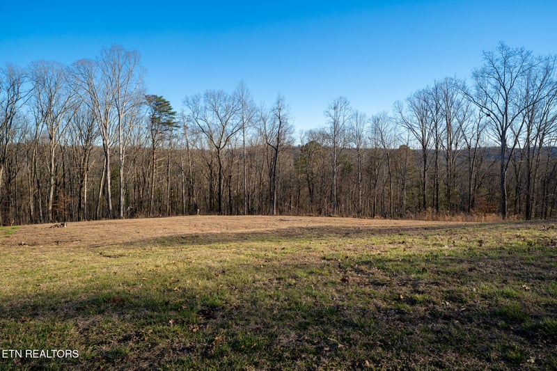 108 Nathan Ln, Oak Ridge, TN 37830