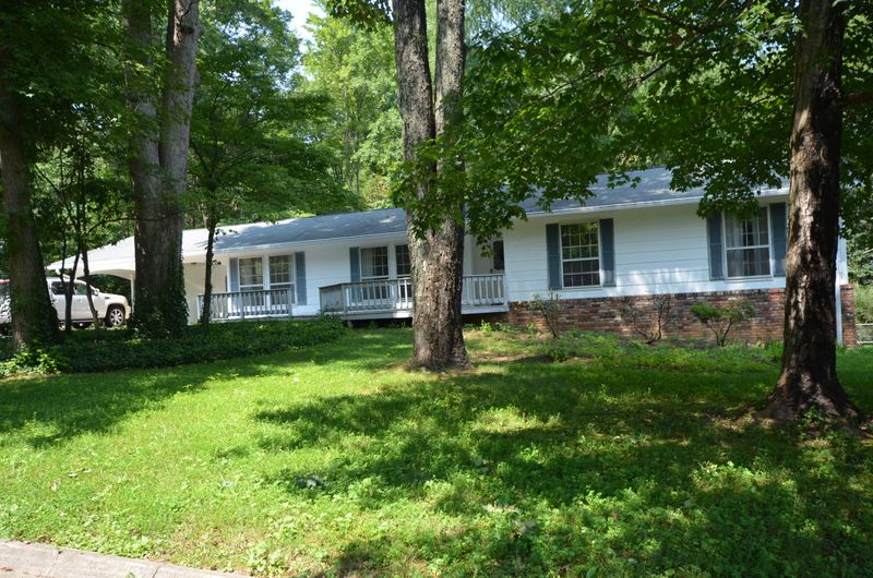 108 Normandy Rd, Oak Ridge, TN 37830