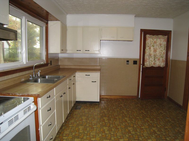108 Oak Ln, Kingston, TN 37763