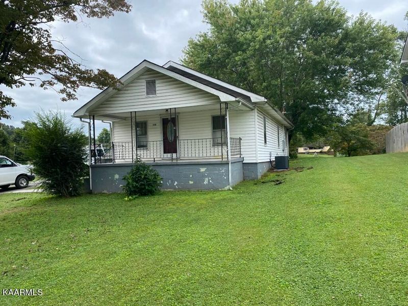 108 South Ave, Lafollette, TN 37766