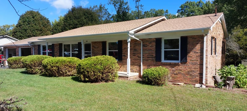 108 Twilight Dr, Crossville, TN 38572