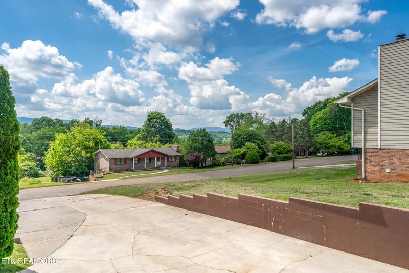 108 Vanderview Dr, Seymour, TN 37865