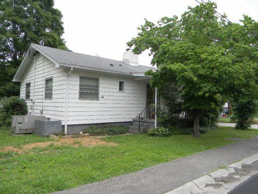 108 Vista Rd, Oak Ridge, TN 37830
