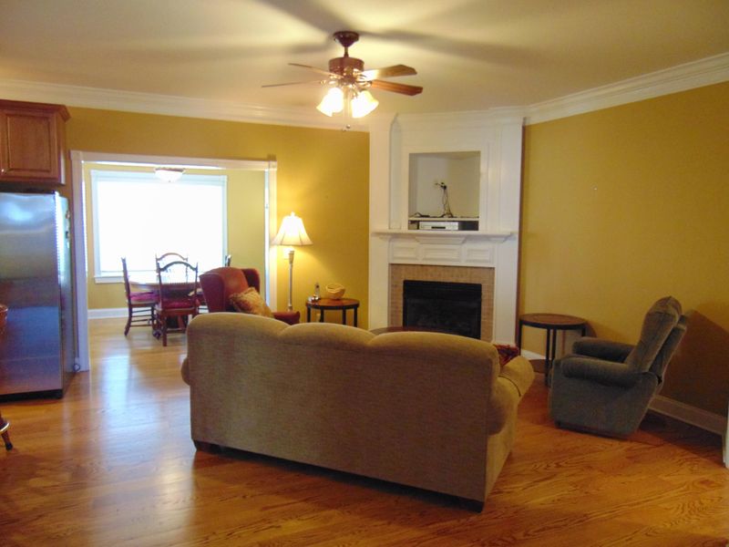 108 Wallace Ln, Rocky Top, TN 37769