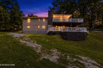 108 Willow Ln, Oak Ridge, TN 37830