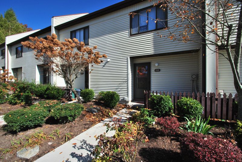 108 Wilshire Heights Dr, Fairfield Glade, TN 38558