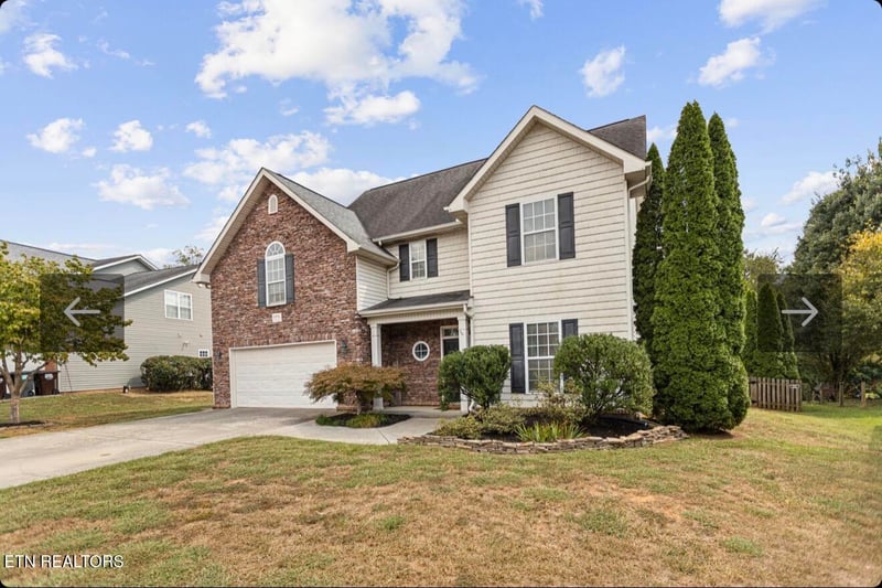 10806 Gable Run Dr, Knoxville, TN 37931