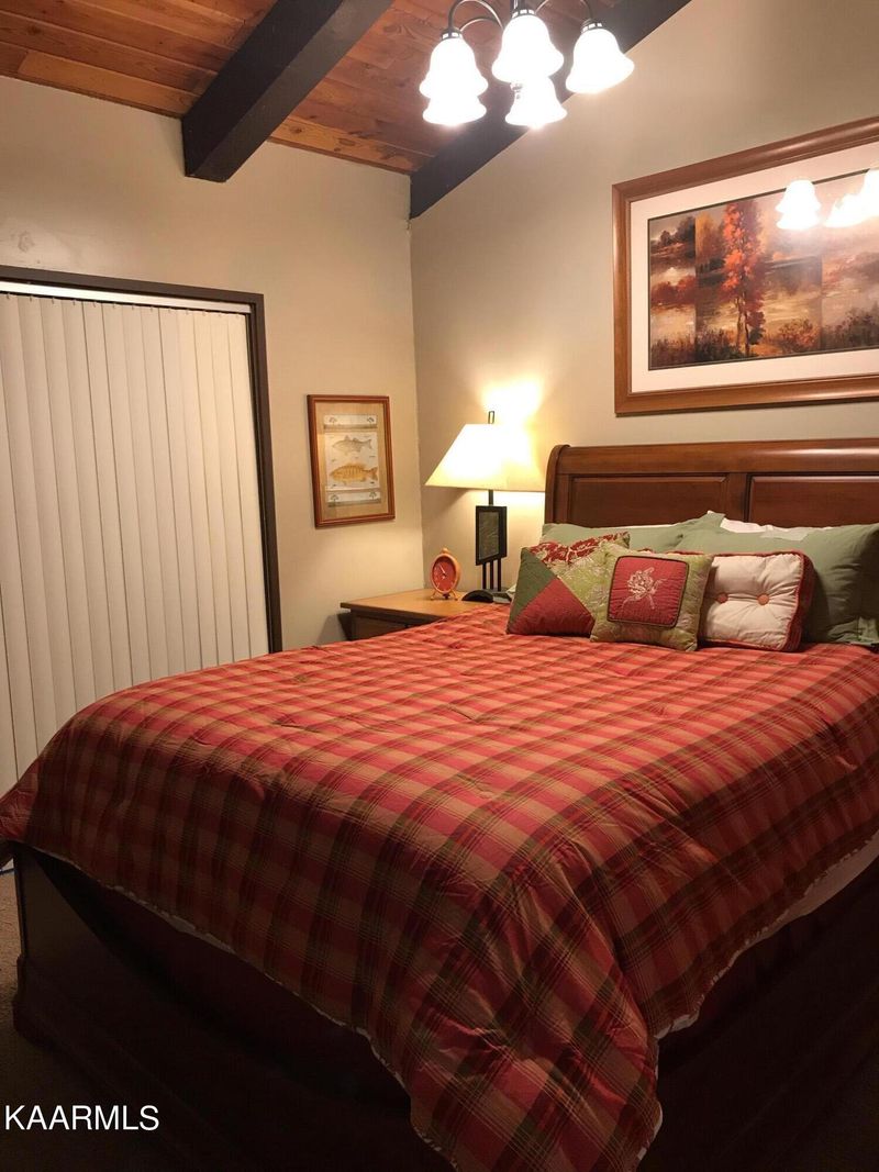 1081 Cove Rd #734, Sevierville, TN 37876