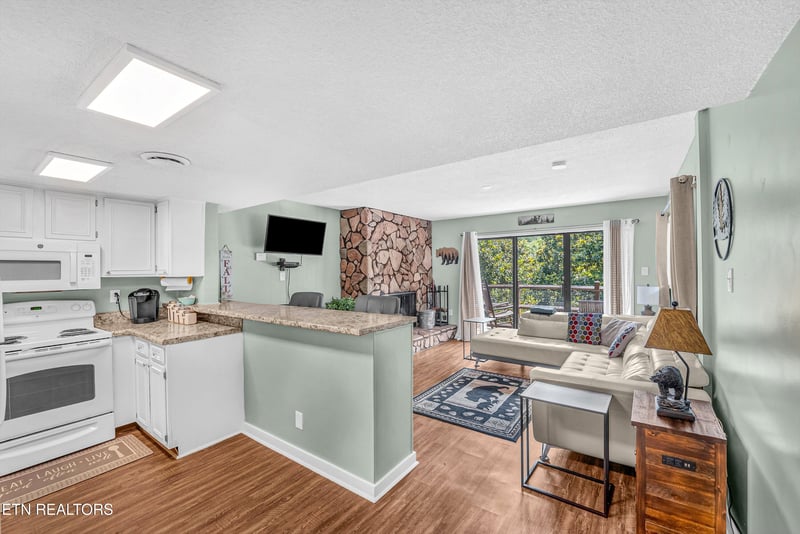 1081 Cove Rd #824, Sevierville, TN 37876
