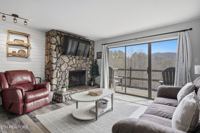 1081 Cove Rd #APT 1024, Sevierville, TN 37876