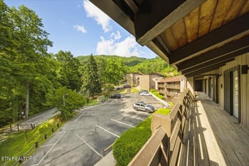 1081 Cove Rd #APT 1033, Sevierville, TN 37876