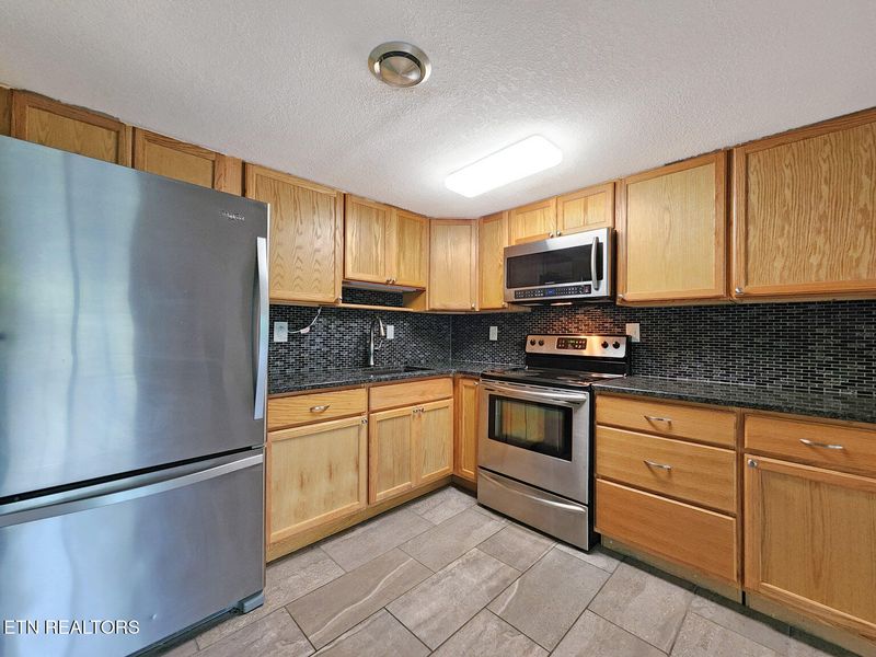1081 Cove Rd #APT 524, Sevierville, TN 37876