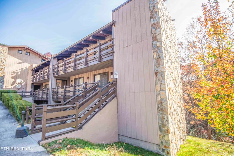 1081 Cove Rd #APT 914, Sevierville, TN 37876